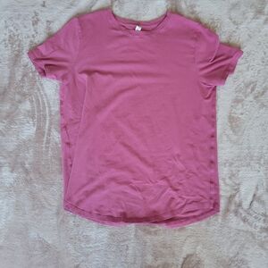 LULULEMON  pink shirt